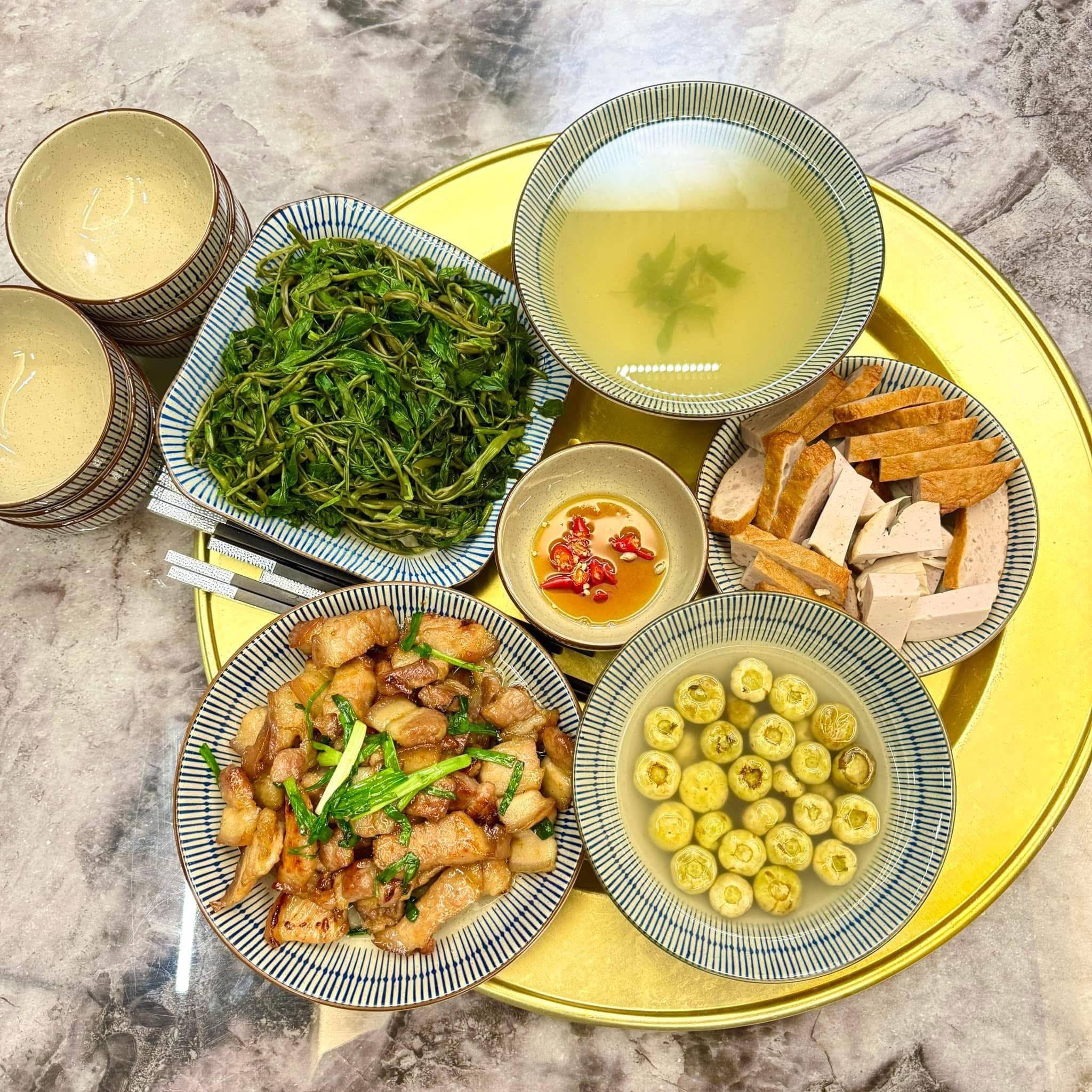 Không phải cứ ra ăn hàng là xịn, mâm cơm nhà thời 4.0 mới là lựa chọn được săn đón nhất hè này- Ảnh 49. Không phải cứ ra ăn hàng là xịn, mâm cơm nhà thời 4.0 mới là lựa chọn được săn đón nhất hè này- Ảnh 49.