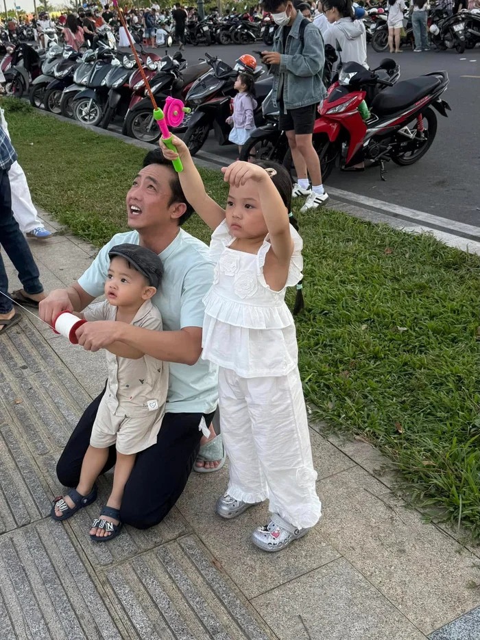 Đưa con đi nghỉ dưỡng, Cường Đô La tiết lộ chuyện dở khóc dở cười- Ảnh 9. Đưa con đi nghỉ dưỡng, Cường Đô La tiết lộ chuyện dở khóc dở cười- Ảnh 9.