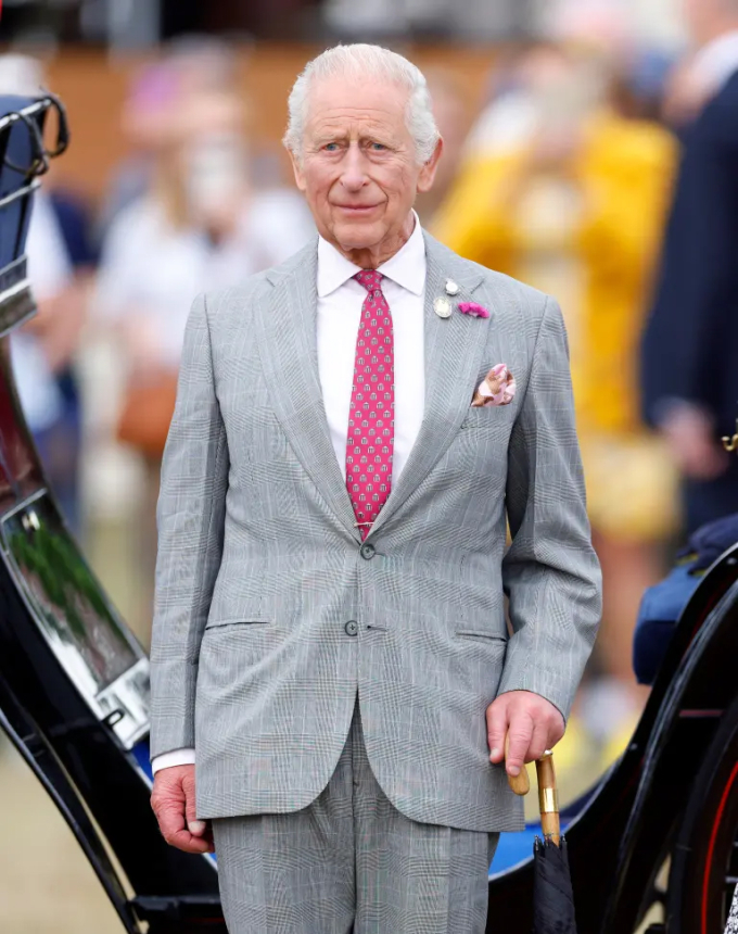 Vua Charles III 'cảnh giác' với nỗ lực hòa giải của Harry - Ảnh 1. Vua Charles III 'cảnh giác' với nỗ lực hòa giải của Harry - Ảnh 1.