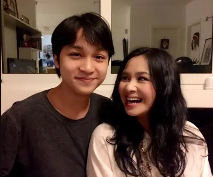 Con trai diva Thanh Lam: Đẹp như tài tử, là thạc sĩ ở tuổi 24 - Ảnh 4. Con trai diva Thanh Lam: Đẹp như tài tử, là thạc sĩ ở tuổi 24 - Ảnh 4.