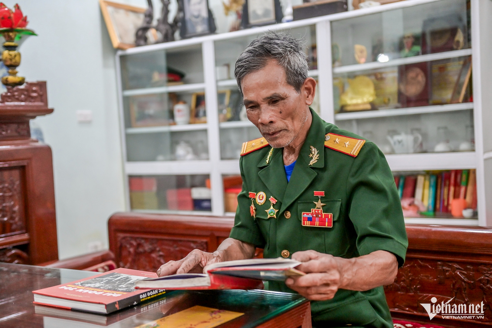 Cựu binh đau đáu lời hứa với đồng đội, 20 năm tìm được 21 hài cốt liệt sĩ - Ảnh 1. Cựu binh đau đáu lời hứa với đồng đội, 20 năm tìm được 21 hài cốt liệt sĩ - Ảnh 1.