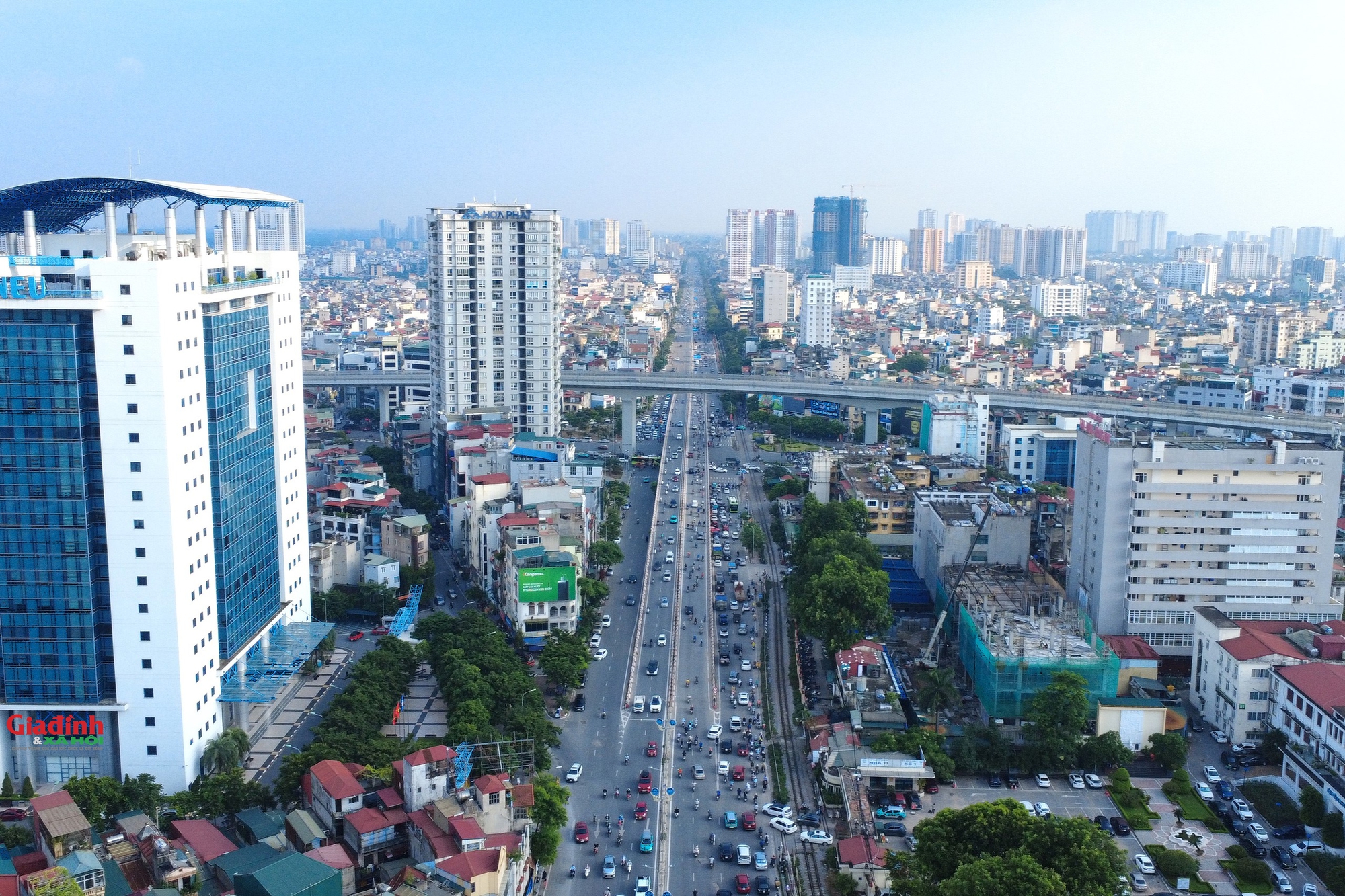 Hà Nội: Những địa điểm dự kiến làm bãi xe, trạm sạc xe điện trên đường Vành đai 1 có gì đặc biệt?- Ảnh 1.