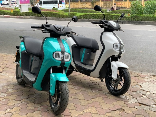Xe máy điện giảm giá tới 16,2 triệu đồng trên thị trường Việt thiết kế hiện đại, pin bền bỉ rẻ hơn cả Honda Vision - Ảnh 2. Xe máy điện giảm giá tới 16,2 triệu đồng trên thị trường Việt thiết kế hiện đại, pin bền bỉ rẻ hơn cả Honda Vision - Ảnh 2.
