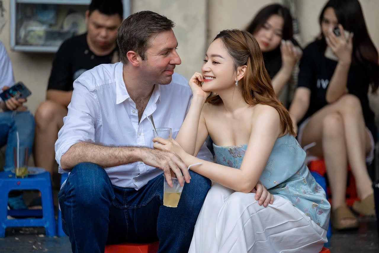 Ngắm lại căn nhà từng là tổ ấm của diễn viên Lan Phương với chồng tây - Ảnh 2. Ngắm lại căn nhà từng là tổ ấm của diễn viên Lan Phương với chồng tây - Ảnh 2.