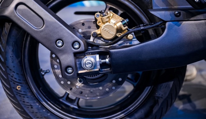 Xe máy điện của Honda thiết kế độc đáo, trang bị ngang SH có phanh ABS, màn 7 inch về Việt Nam sẽ có giá ra sao?- Ảnh 5. Xe máy điện của Honda thiết kế độc đáo, trang bị ngang SH có phanh ABS, màn 7 inch về Việt Nam sẽ có giá ra sao?- Ảnh 5.