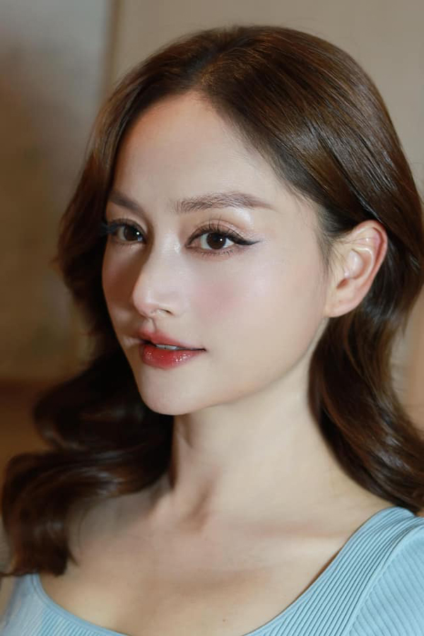 Lan da căng mướt ở tuổi ngoài 40 của diễn viên Lan Phương- Ảnh 9. Lan da căng mướt ở tuổi ngoài 40 của diễn viên Lan Phương- Ảnh 9.
