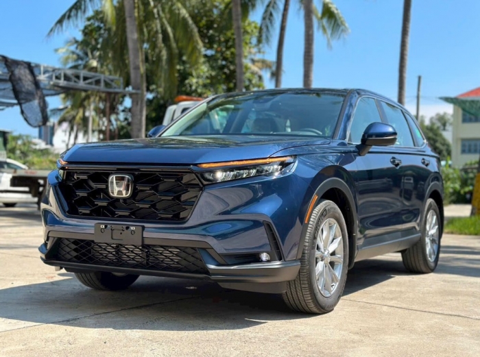 Giá lăn bánh Honda CR-V mới nhất giảm mạnh: rẻ nhất từ trước tới nay, thấp nhất phân khúc SUV hạng C
- Ảnh 2. Giá lăn bánh Honda CR-V mới nhất giảm mạnh: rẻ nhất từ trước tới nay, thấp nhất phân khúc SUV hạng C
- Ảnh 2.