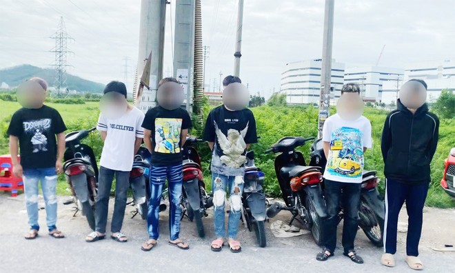 Bắc Ninh: Phát hiện nhiều trường hợp tụ tập đua xe trái phép dương tính với ma túy - Ảnh 1. Bắc Ninh: Phát hiện nhiều trường hợp tụ tập đua xe trái phép dương tính với ma túy - Ảnh 1.