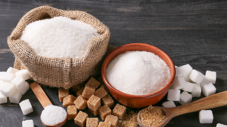 Người bệnh gout có phải kiêng đường không?- Ảnh 1.