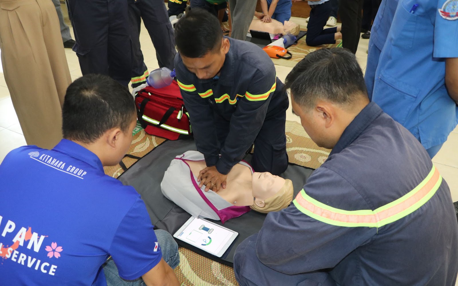 750 tân sinh viên Đại học Y Dược được tập huấn kỹ năng sơ cấp cứu, phòng cháy chữa cháy - Ảnh 8.