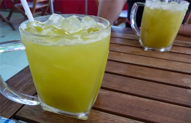 Kinh ngạc: Người phụ nữ ở Hà Nội ăn cơm với đường, uống 3 ly nước mía mỗi ngày để... điều trị đái tháo đường - Ảnh 2.