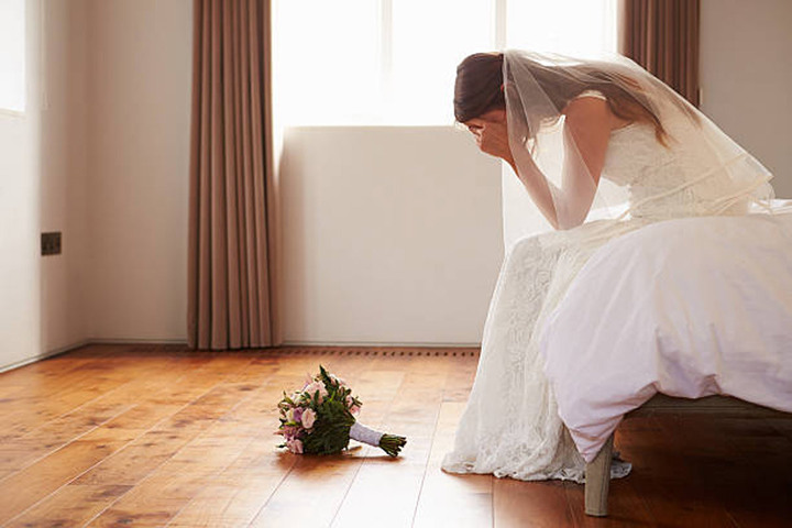Đêm tân hôn thấy người lạ nhắn tin, tôi muốn chạy khỏi vợ - Ảnh 2. Đêm tân hôn thấy người lạ nhắn tin, tôi muốn chạy khỏi vợ - Ảnh 2.