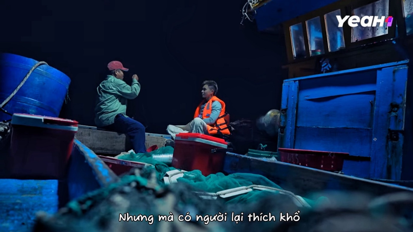 Jun Phạm và cuộc trò chuyện với 'Người thiếu niên tìm vàng' tại làng Gò Cỏ- Ảnh 2. Jun Phạm và cuộc trò chuyện với 'Người thiếu niên tìm vàng' tại làng Gò Cỏ- Ảnh 2.