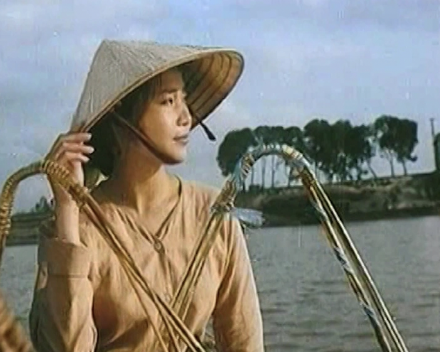 Nghệ sĩ Lê Vi giấu đạo diễn mang bụng bầu đến phim trường- Ảnh 3. Nghệ sĩ Lê Vi giấu đạo diễn mang bụng bầu đến phim trường- Ảnh 3.