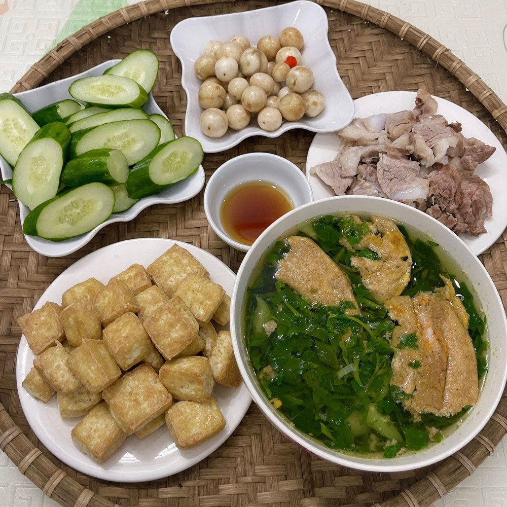 Thương vợ thiệt thòi, chồng hết lòng bù đắp bằng những mâm cơm đầm ấm - Ảnh 12. Thương vợ thiệt thòi, chồng hết lòng bù đắp bằng những mâm cơm đầm ấm - Ảnh 12.