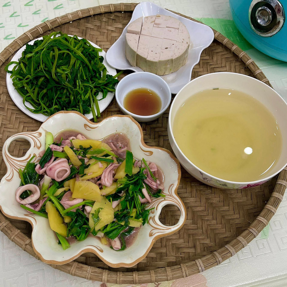Thương vợ thiệt thòi, chồng hết lòng bù đắp bằng những mâm cơm đầm ấm - Ảnh 13. Thương vợ thiệt thòi, chồng hết lòng bù đắp bằng những mâm cơm đầm ấm - Ảnh 13.