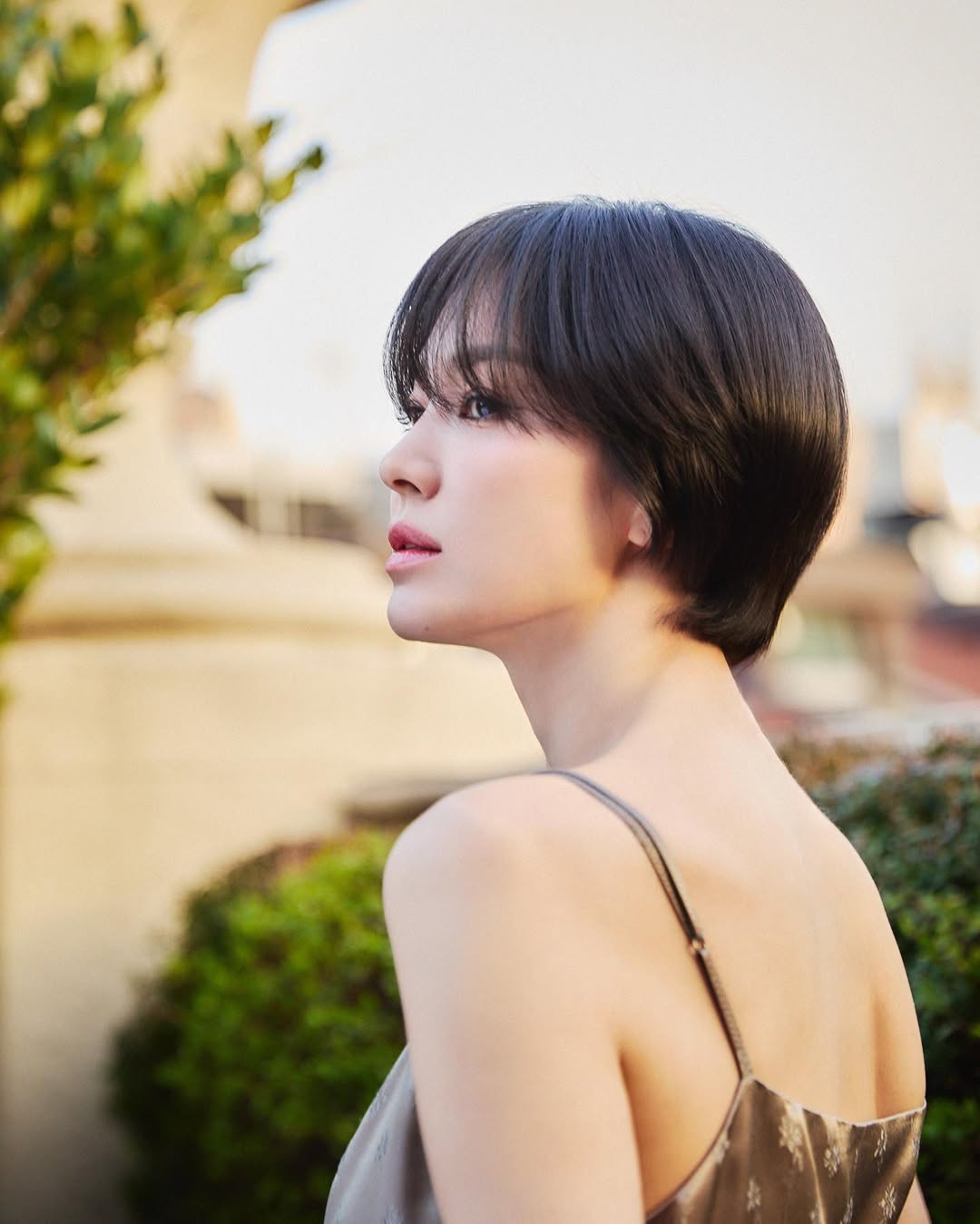 Song Hye Kyo 43 tuổi vẫn là 