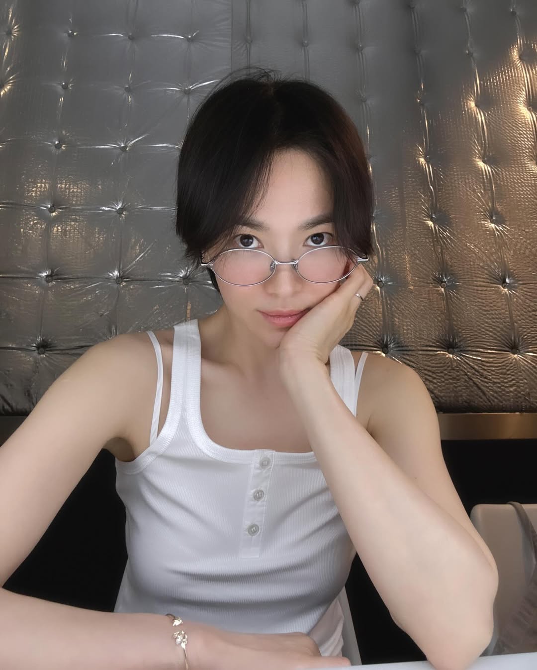 Song Hye Kyo 43 tuổi vẫn là 