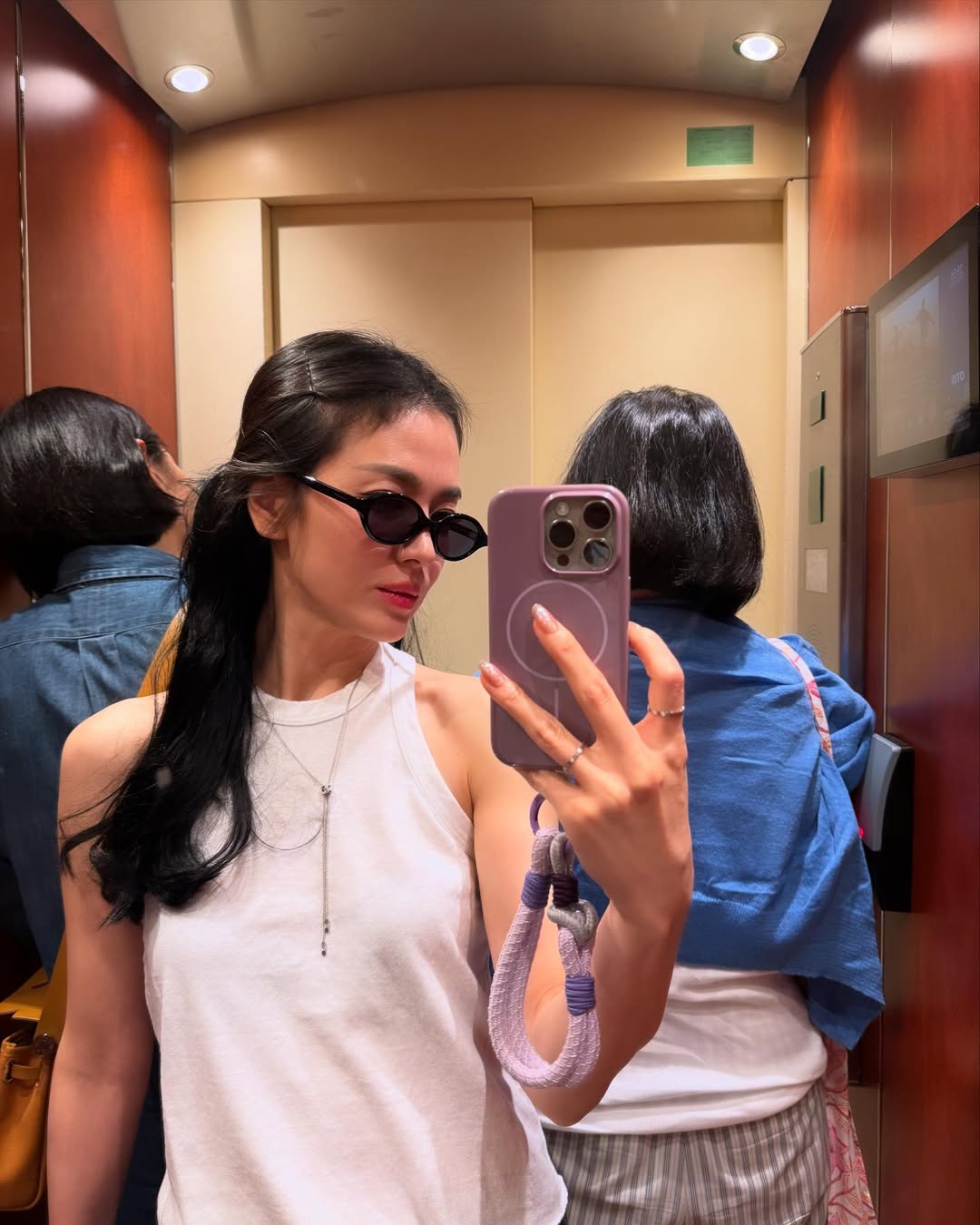 Song Hye Kyo 43 tuổi vẫn là 