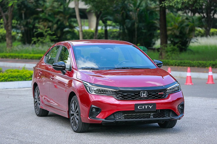 Giá xe ô tô Honda giảm sốc nhờ ưu đãi tới 100% phí trước bạ, Honda City, Honda CR-V rẻ không tưởng - Ảnh 2. Giá xe ô tô Honda giảm sốc nhờ ưu đãi tới 100% phí trước bạ, Honda City, Honda CR-V rẻ không tưởng - Ảnh 2.