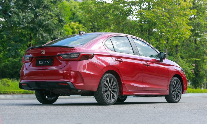 Giá lăn bánh Honda City mới nhất giảm sốc, rẻ chưa từng có, Hyundai Accent, Toyota Vios lo lắng không so lại doanh số - Ảnh 5. Giá lăn bánh Honda City mới nhất giảm sốc, rẻ chưa từng có, Hyundai Accent, Toyota Vios lo lắng không so lại doanh số - Ảnh 5.