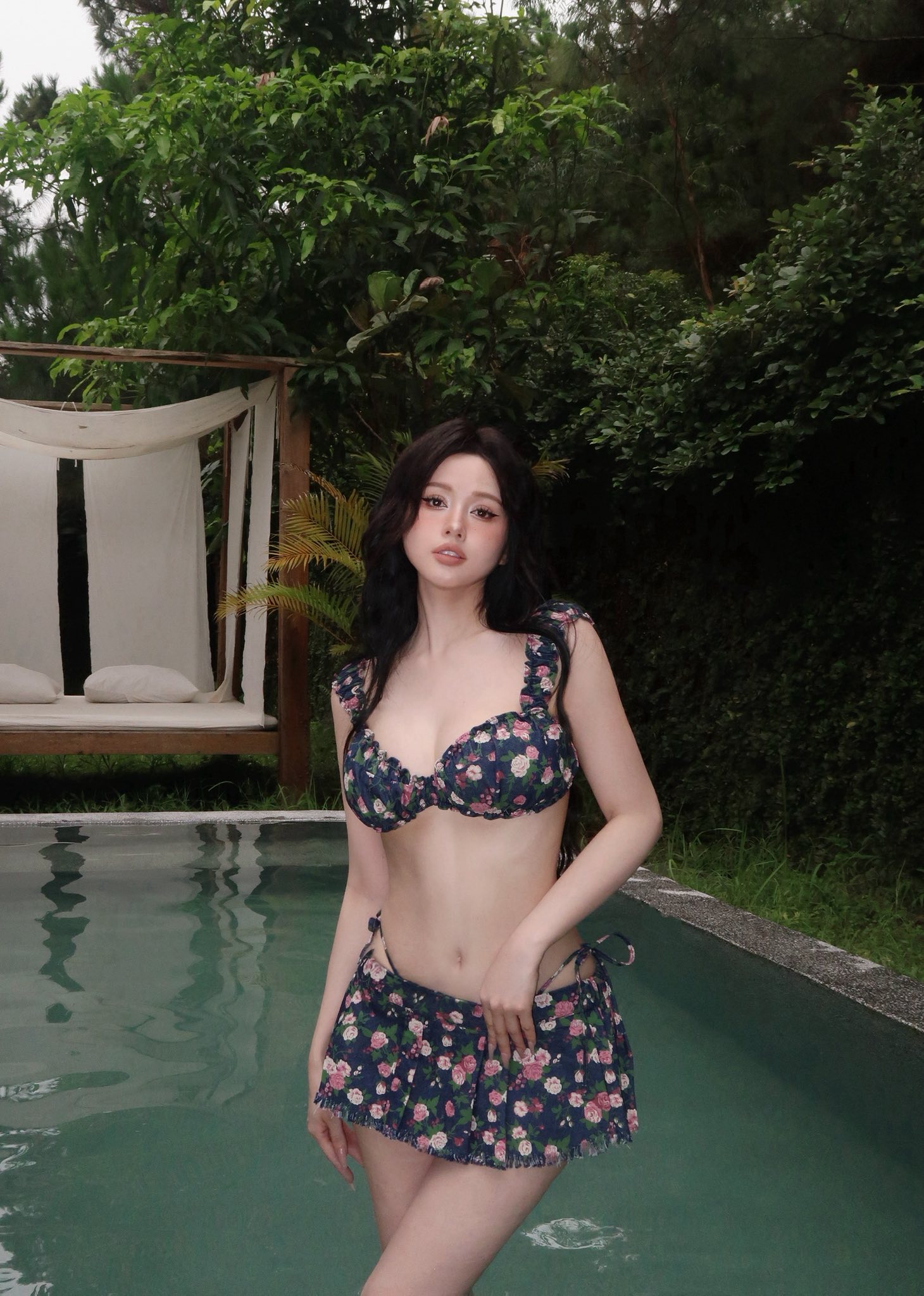 Hotgirl Tâm Tít diện bikini nóng bỏng, cộng đồng mạng 'dậy sóng' vì thân hình 'cực phẩm'- Ảnh 3.