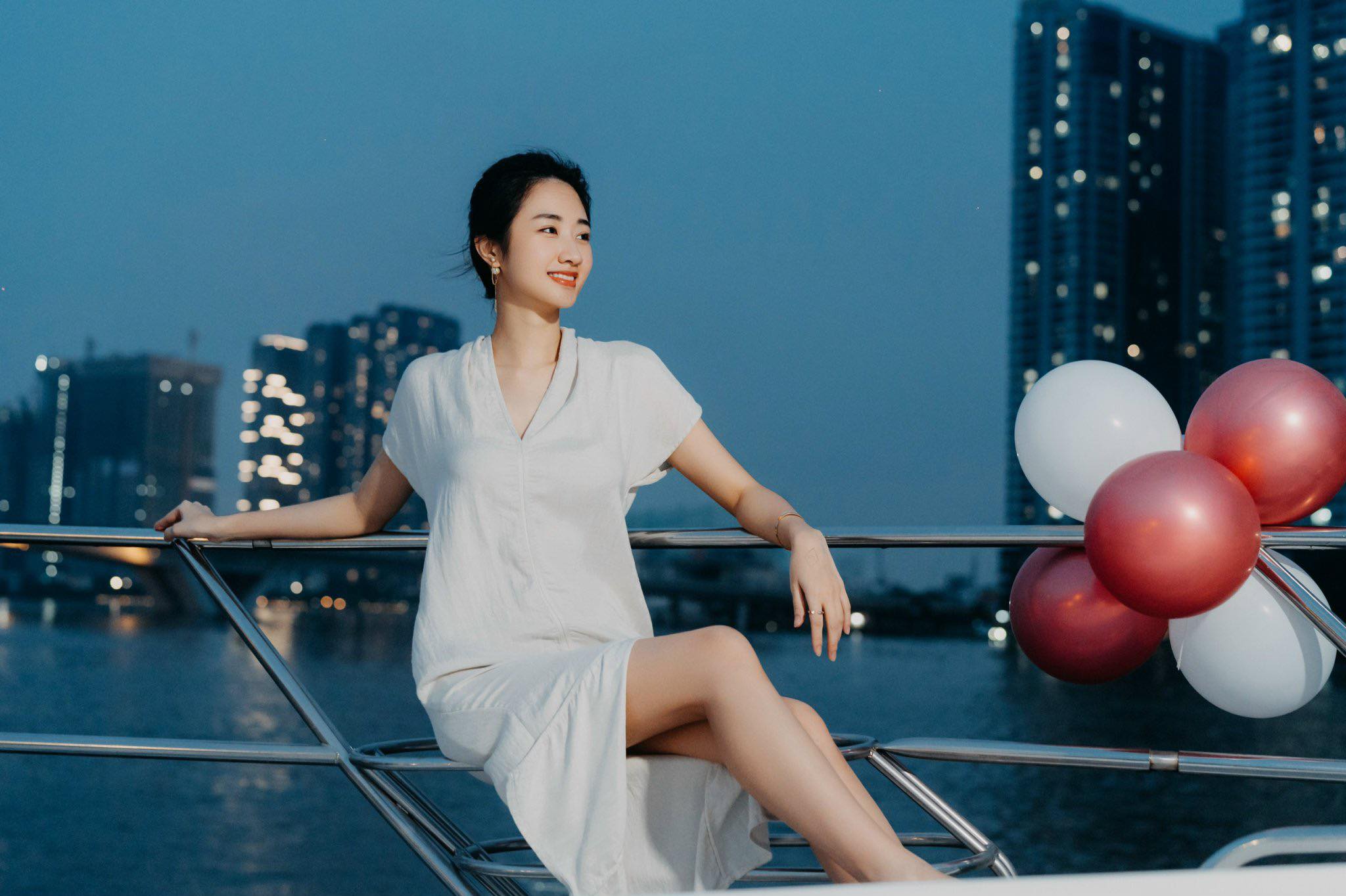 Hoa hậu quê Hải Phòng giành vương miện lúc tròn 20 tuổi, ngay lập tức có tin đồn yêu đại gia, giờ ở đâu? - Ảnh 8.