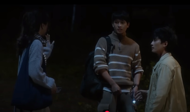 'Mặt trời lạnh' mới nhất (tập 18): Hết cửa yêu Sơn Dương, Mai Ly chuyển hướng giữ chặt Tuấn Trần - Ảnh 2. 'Mặt trời lạnh' mới nhất (tập 18): Hết cửa yêu Sơn Dương, Mai Ly chuyển hướng giữ chặt Tuấn Trần - Ảnh 2.