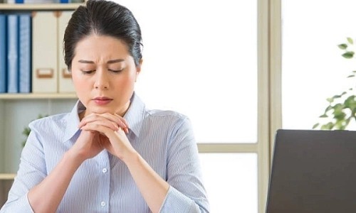 Muốn nghỉ hưu sớm? Nghe xong chuyện của hai người phụ nữ dưới đây bạn sẽ muốn đi làm đến 60 tuổi- Ảnh 1.