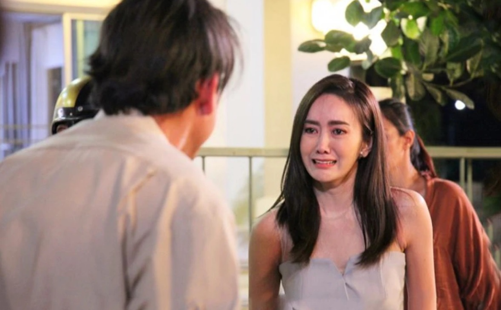 Mẹ chồng nổi giận khi biết tôi hay gửi tiền về ngoại nhưng phản ứng của bố chồng  mới gây chú ý