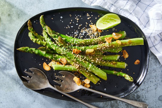 fe6fb8c2-f0a9-4678-b064-69da52eb90b4-2021-0126sauteed-asparagus3x2julia-gartland024-1753942821252502630247-1754014489432-17540144897701290398153.jpg
