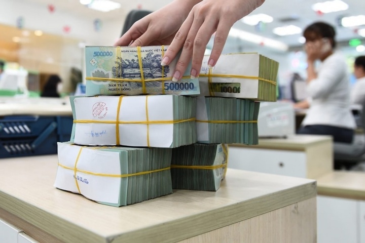 Lãi suất Agribank, BIDV, Vietcombank, Vietinbank mới nhất: Gửi tiết kiệm 400 triệu đồng ở BIDV hưởng tiền lãi như thế nào?- Ảnh 2. Lãi suất Agribank, BIDV, Vietcombank, Vietinbank mới nhất: Gửi tiết kiệm 400 triệu đồng ở BIDV hưởng tiền lãi như thế nào?- Ảnh 2.