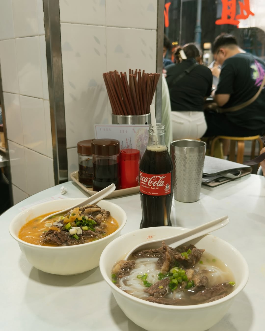 Yến Trang - Yến Nhi ăn hết món ngon Hong Kong - Ảnh 11. Yến Trang - Yến Nhi ăn hết món ngon Hong Kong - Ảnh 11.