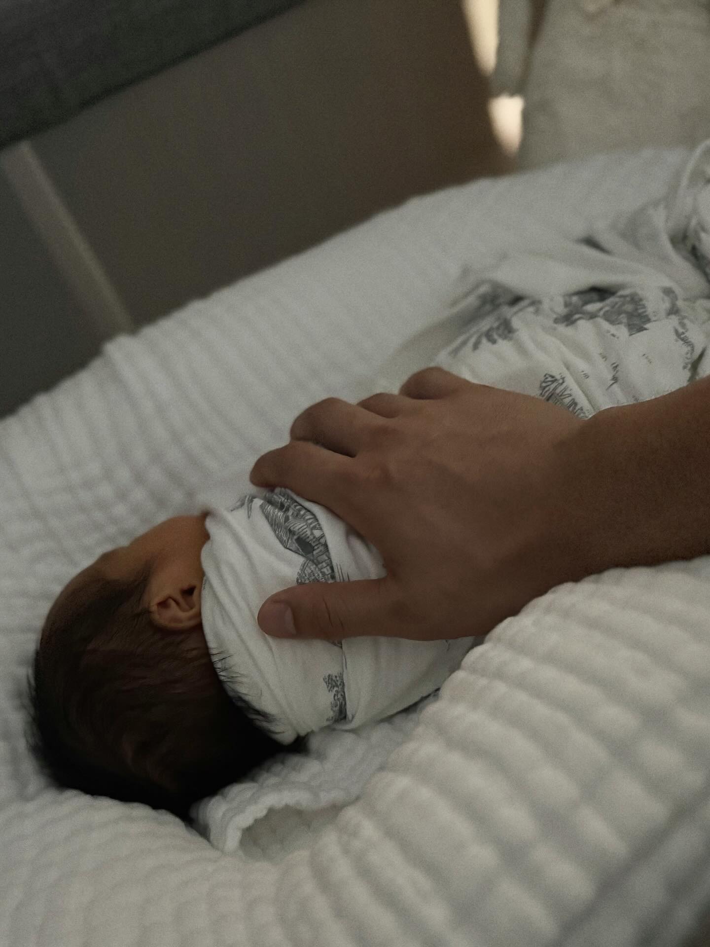 &quot;Người mẹ nghị lực Ngô Thanh Vân”: Mang thai ở tuổi 46 và tuyên ngôn “chưa bao giờ là trễ để được làm mẹ” - Ảnh 4.