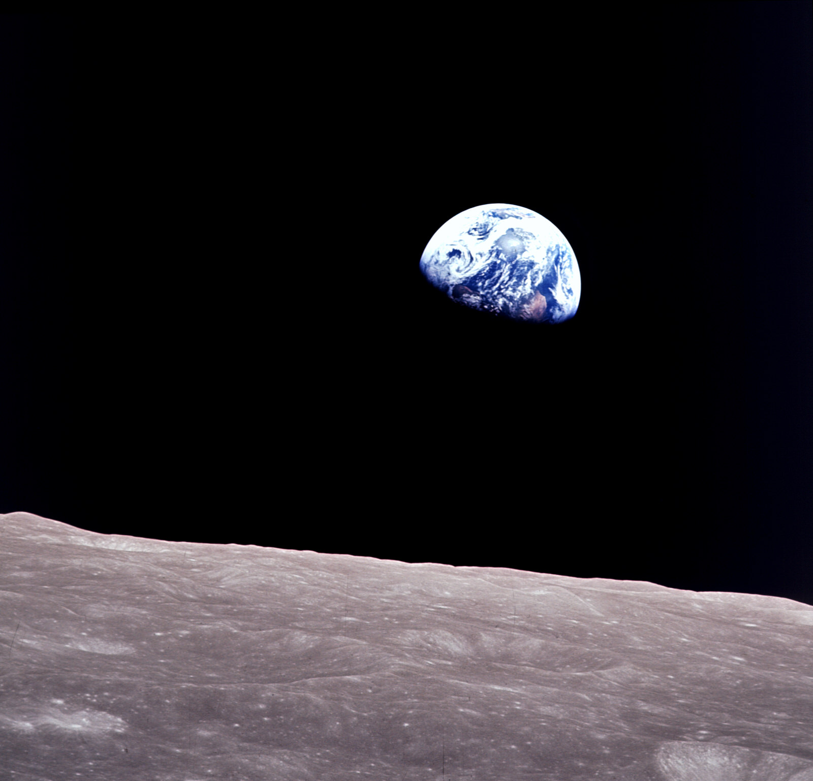 earthrise-1754736728376-17547367288921821336525-1754787126784-1754787127005137644212.jpg