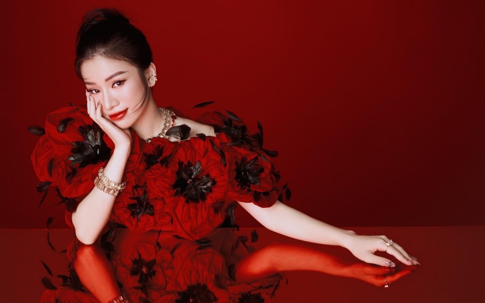 lam-bao-ngoc-2-1754808316052158202108-0-0-625-1000-crop-17548106875691108790335.jpg