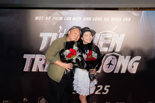 tu-chien-tren-khong-1-17550544560741342079055.jpg