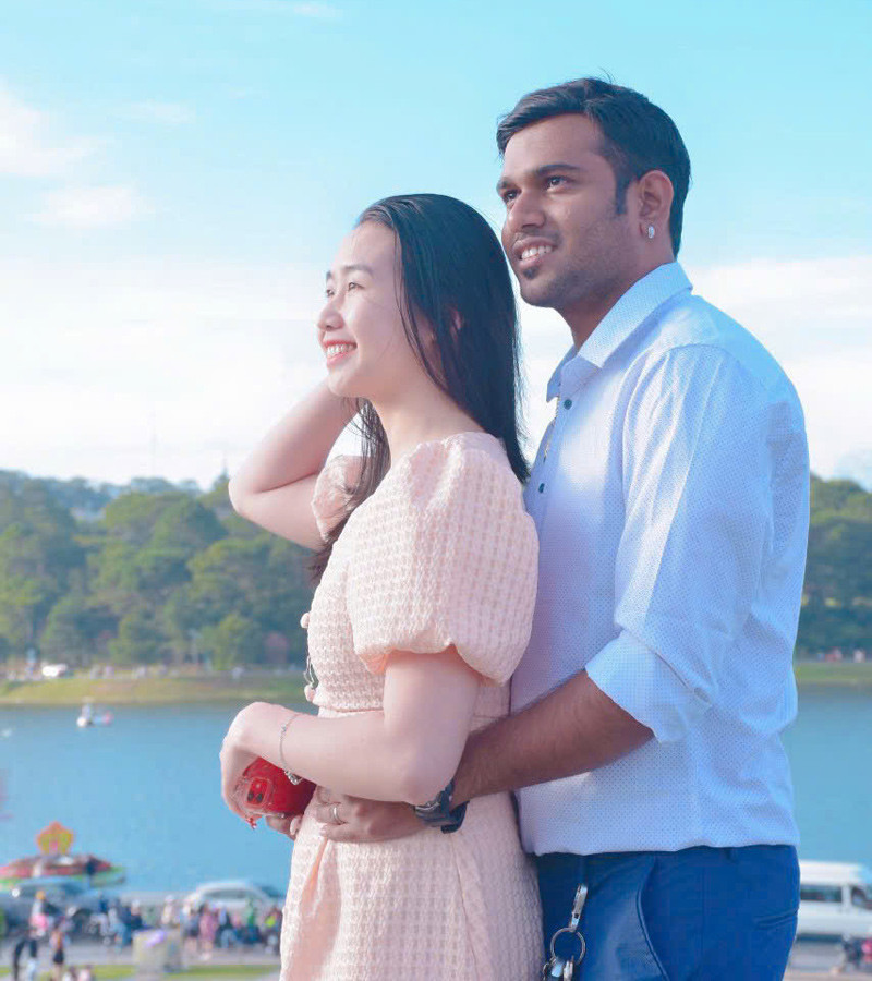Vượt 600km về ra mắt, chàng trai Ấn Độ bật cười khi bị nhà gái 'đe' mấy câu - Ảnh 4.