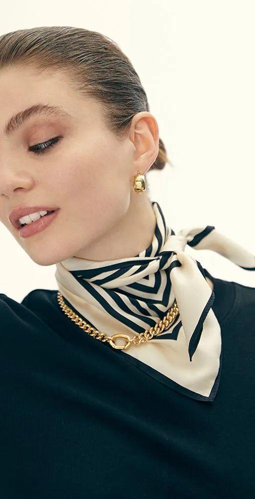 10 cách biến hóa với khăn lụa: Bí quyết nâng tầm phong cách như quý cô Paris- Ảnh 9.