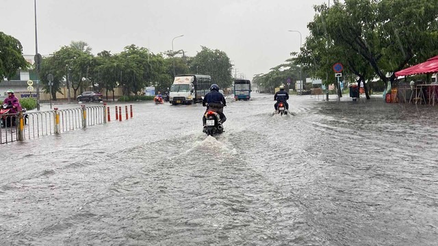 Tin sáng 15/8: Yêu cầu các hãng hàng không bán vé máy bay đúng giá quy định dịp nghỉ Lễ 2/9; cảnh báo lừa đảo mạo danh trường đại học mùa nhập học 2025- Ảnh 5.