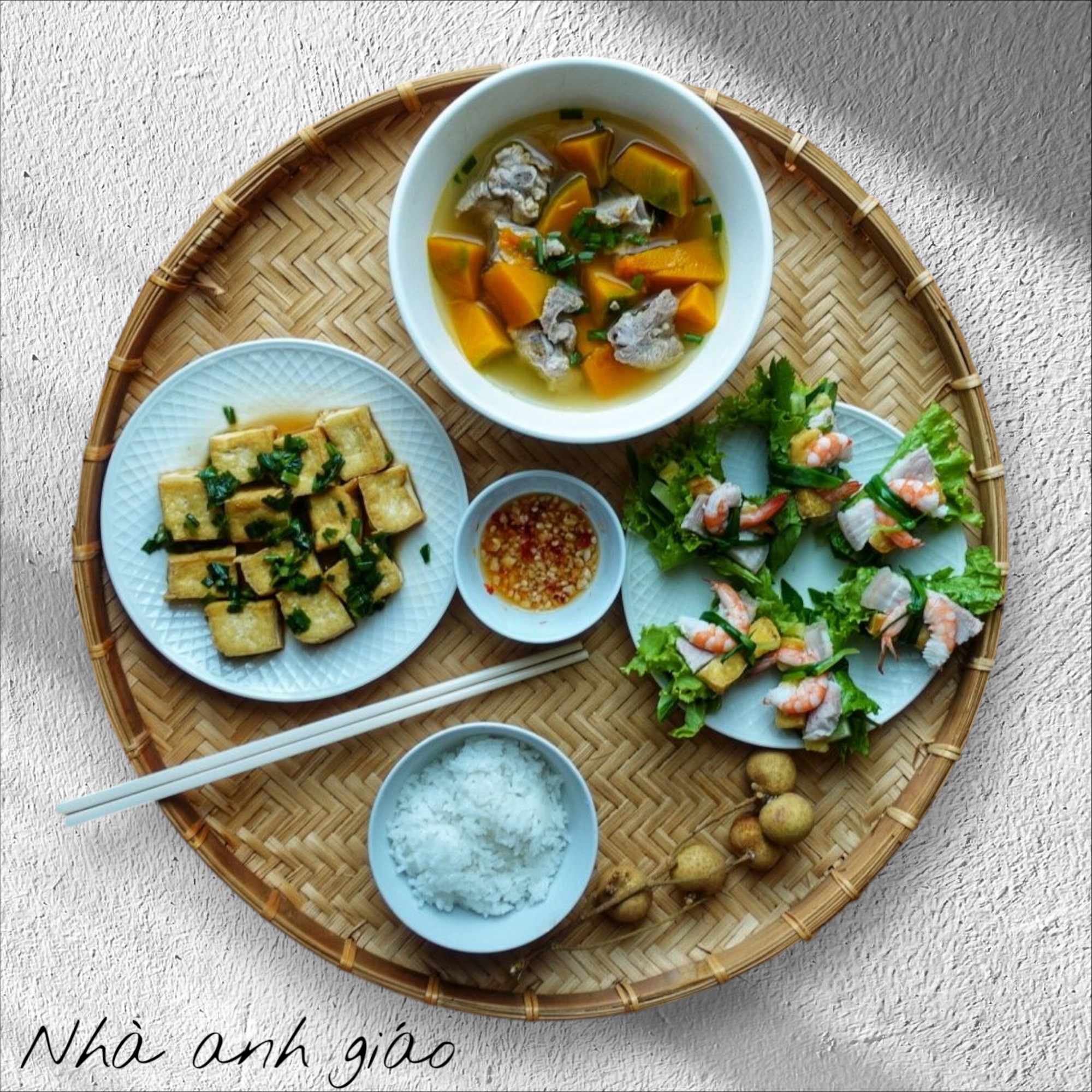 Những mâm cơm của thầy giáo 9X độc thân ở Đà Lạt: Đẹp mê mẩn, ngon 'nhức nách' khiến dân mạng trầm trồ- Ảnh 17.