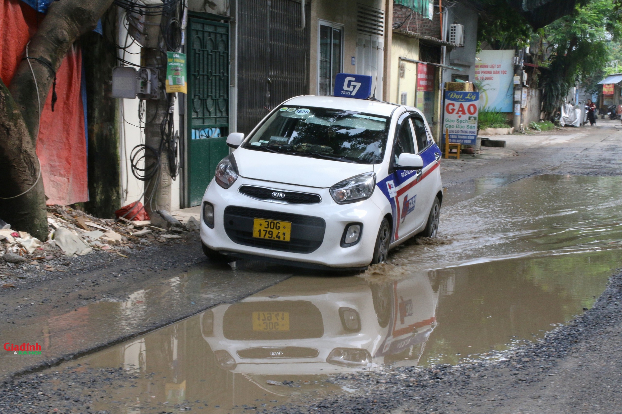 Hà Nội: Người dân khốn khổ vì đường Thanh Bình bị 'băm nát' sau hơn 1 năm thi công- Ảnh 5.