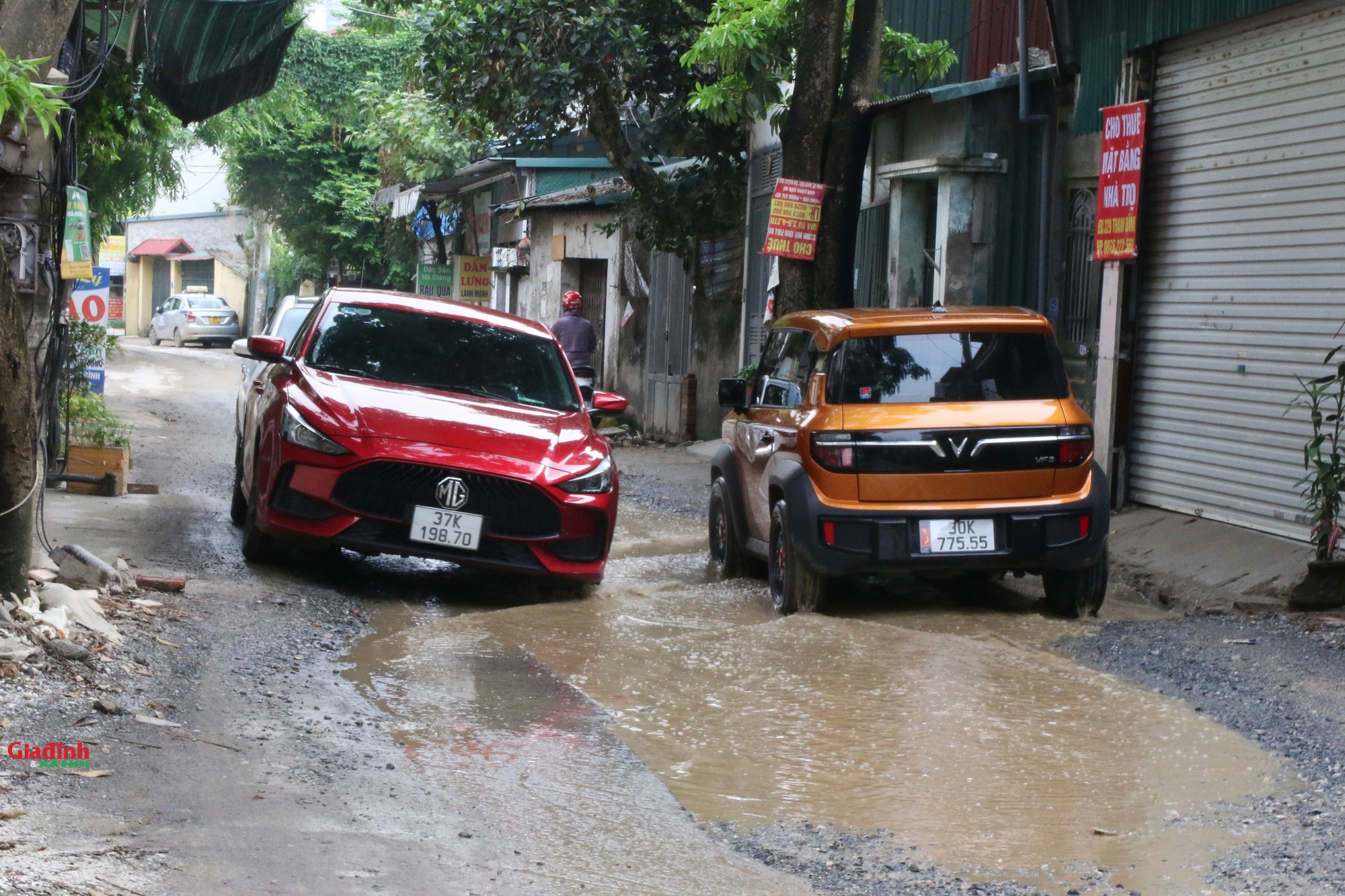 Hà Nội: Người dân khốn khổ vì đường Thanh Bình bị 'băm nát' sau hơn 1 năm thi công- Ảnh 13.