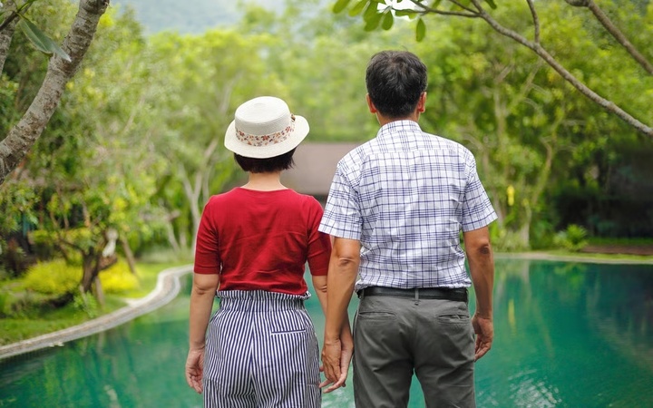 Cụ ông 'tốt nghiệp hôn nhân' để tự do, sống như sinh viên, ăn mì mỗi ngày - Ảnh 1.