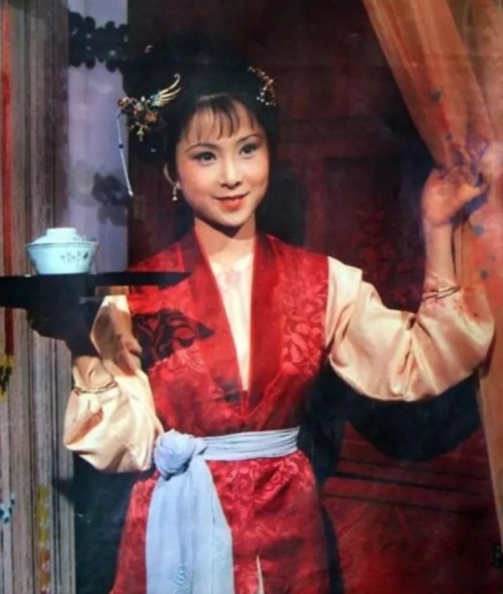 Đời bi kịch của diễn viên 'Hồng lâu mộng' phải gánh nợ thay người chồng tù tội - Ảnh 1.