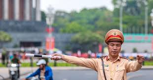 Tin sáng 19/8: Áp thấp nhiệt đới vào đất liền, Đông Bắc Bộ mưa lớn; Tạm cấm, hạn chế phương tiện từ đường Hoàng Sa đến Lý Sơn, người dân đi lại thế nào?- Ảnh 3.