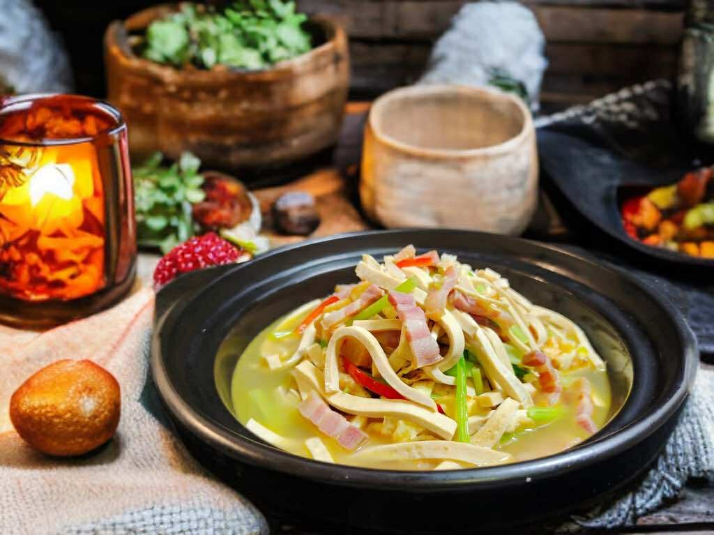Tôi rất thích nấu canh đậu phụ theo cách này: Mềm thanh, tươi ngon và hấp dẫn, vừa dọn ra là ăn hết ngay- Ảnh 7.