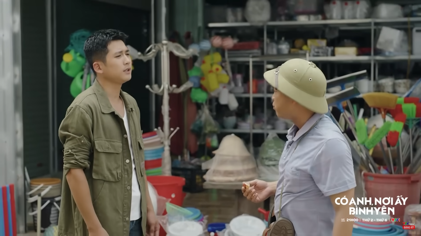 Có anh, nơi ấy bình yên - Tập 12: Cường bị Tiến dằn mặt vì &quot;cho miệng đi chơi xa&quot; - Ảnh 1.