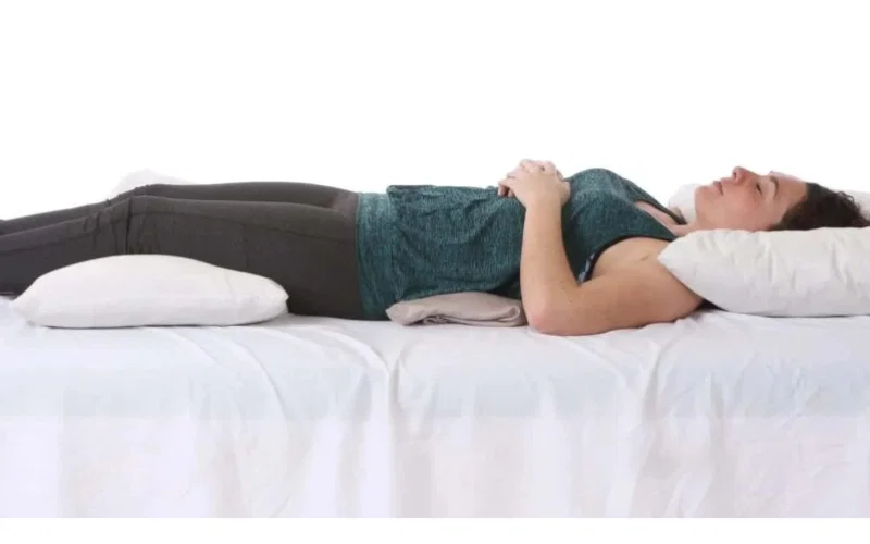 3 cách giúp người thoát vị đĩa đệm ngủ ngon hơn mỗi đêm