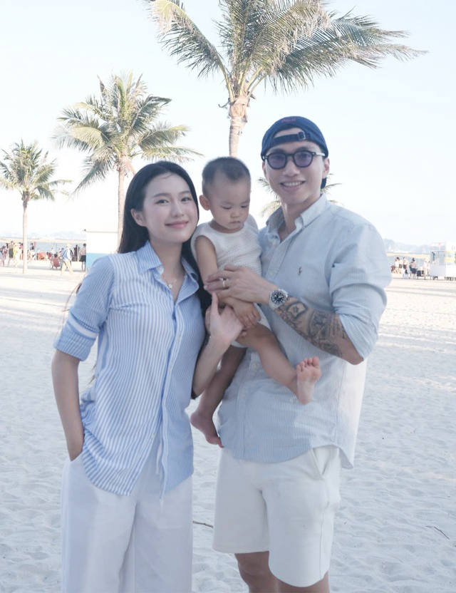 Biệt thự bạc tỷ bề thế được ví như 'thiên đường nghỉ dưỡng' của vợ chồng cầu thủ đình đám- Ảnh 5. Biệt thự bạc tỷ bề thế được ví như 'thiên đường nghỉ dưỡng' của vợ chồng cầu thủ đình đám- Ảnh 5.